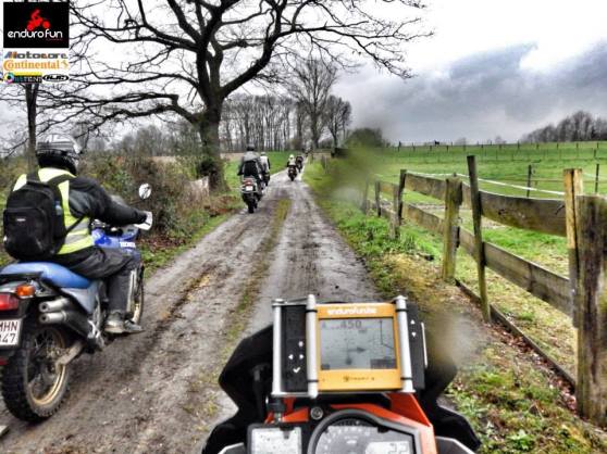 10153729_678126768916495_2030566520_n