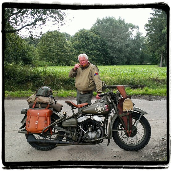 hangar-44-WO-II-motorcycle-meeting-2014