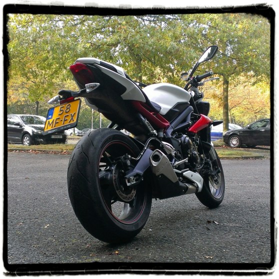 triumph-street-triple-r-kont