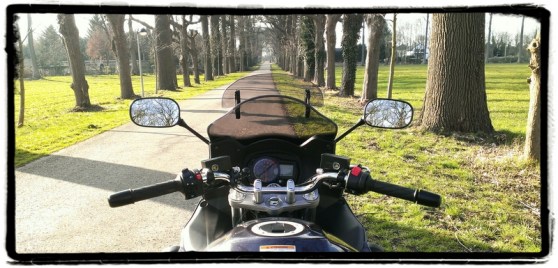 suzuki-gsx1250-fa-stuur