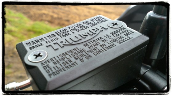 triumph-tiger-800-xrx-remvloeistof