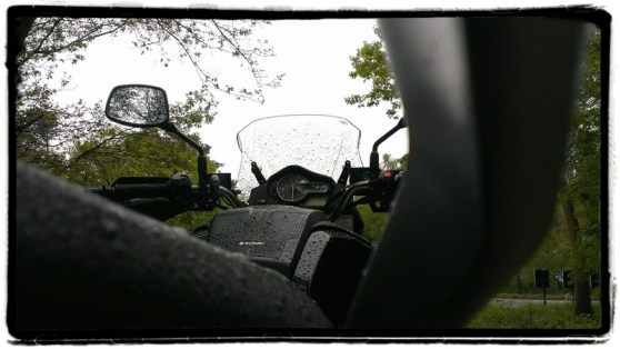 suzuki-v-strom-1000-stuur