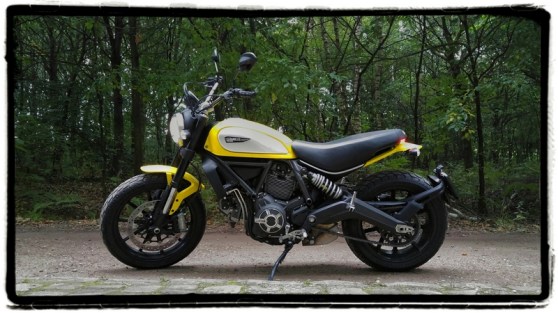 ducati-scrambler-zijkant