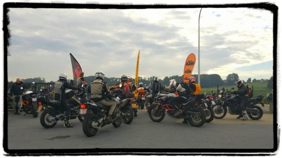endurofun-herfstrit-vertrek-motocare