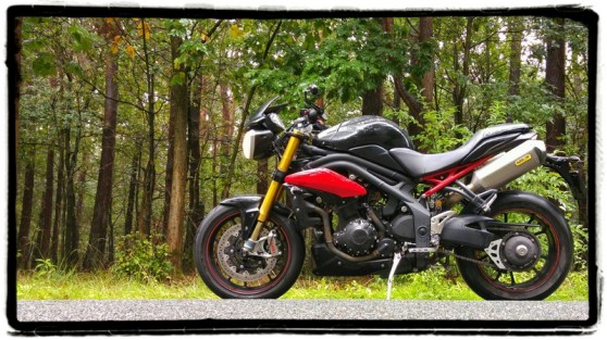 triumph-speed-triple-r-sideview