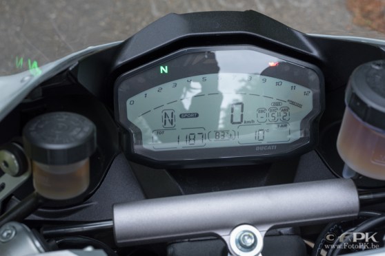 ducati-959-panigale-dashboard