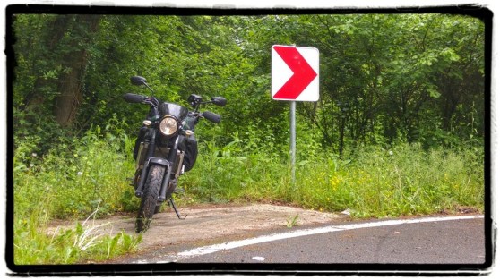 review-yamaha-xsr-700