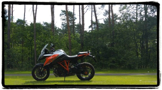 ktm-1290-superduke-gt-review